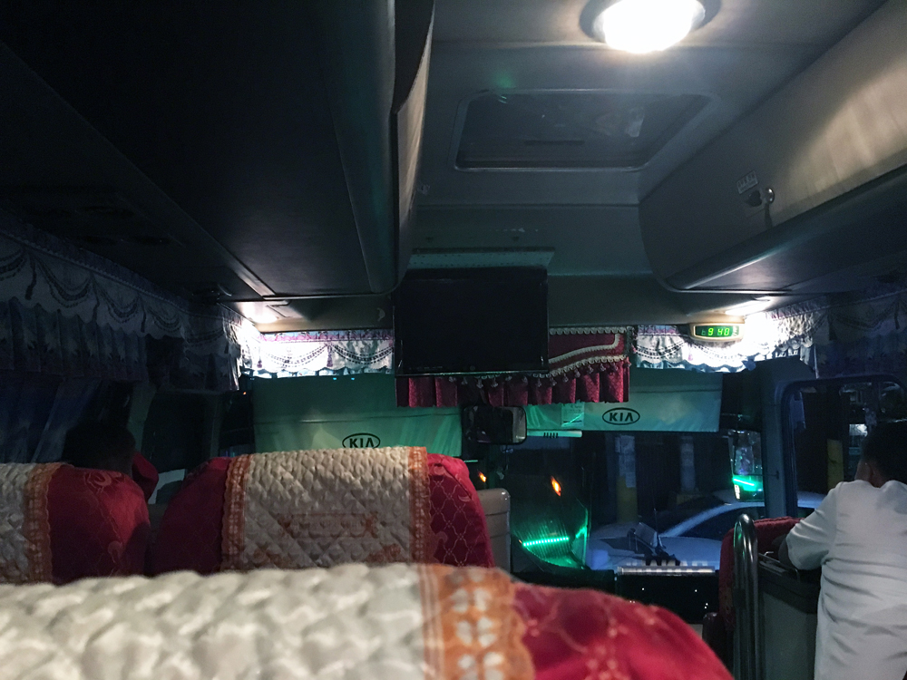 overnight-bus-6