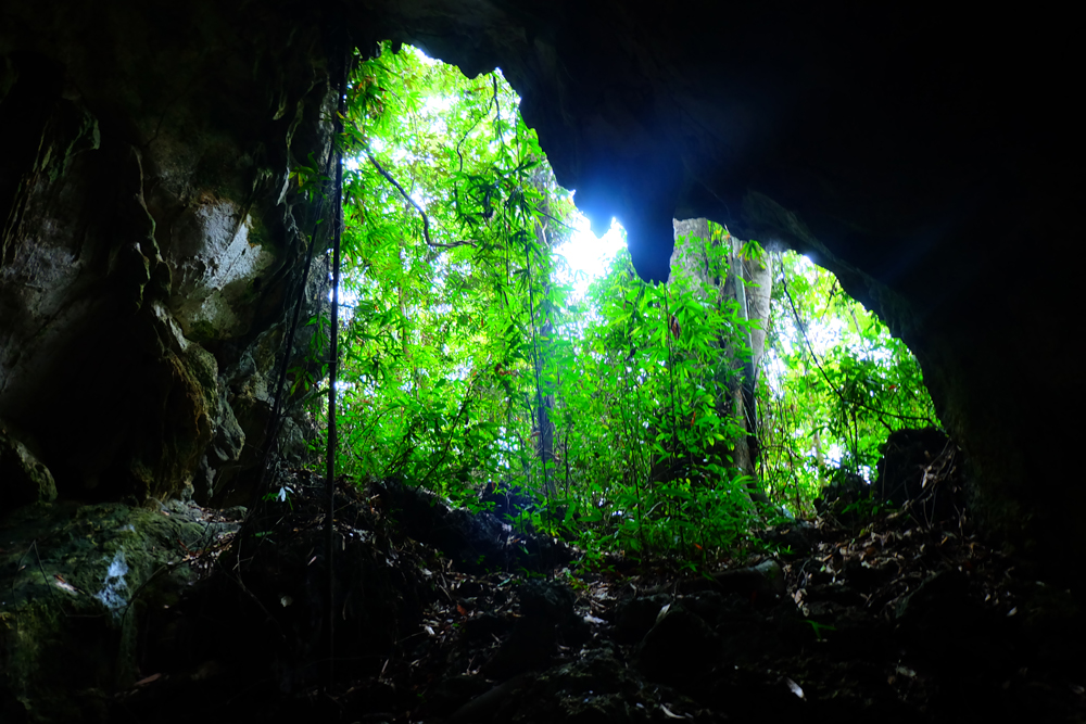 cave-hike