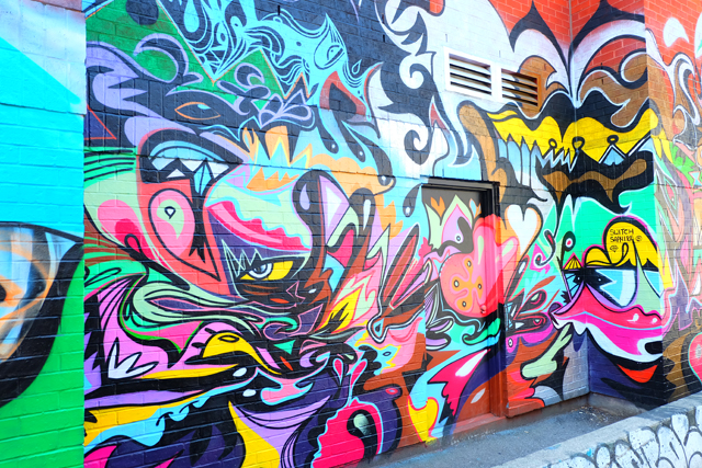 Exploring Graffiti Alley in Toronto - Twirl The Globe
