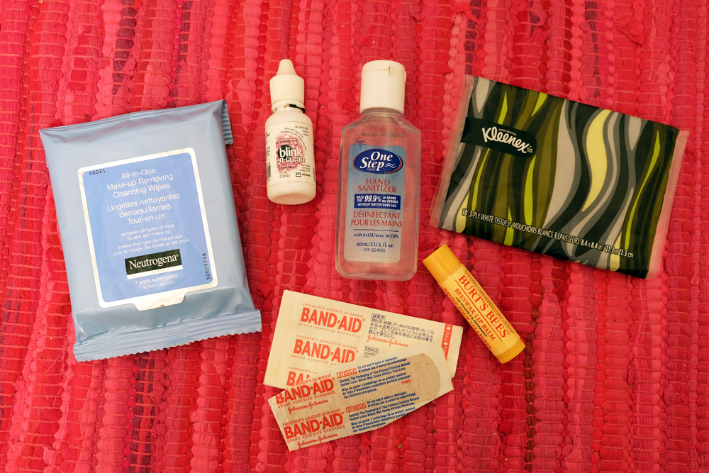 What's In My Toiletry Bag? The Ultimate Checklist - Twirl The Globe